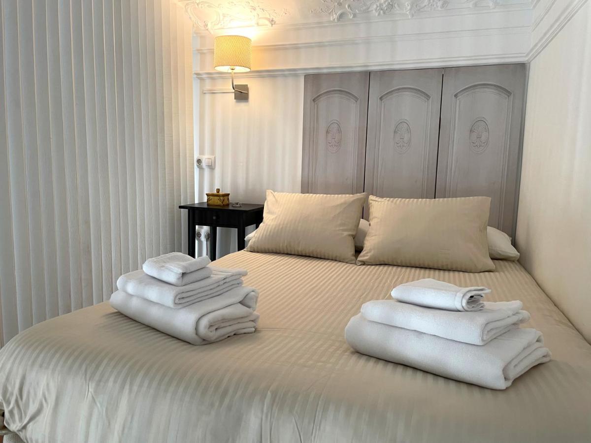 No 5 * Cádiz